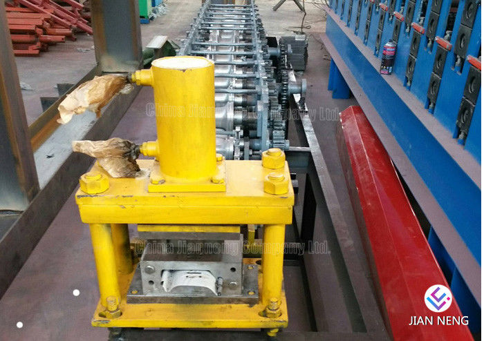 هیدرولیک روکش ماشین فلز ضخامت 0.4 - 0.7mm برای روکش دیوار